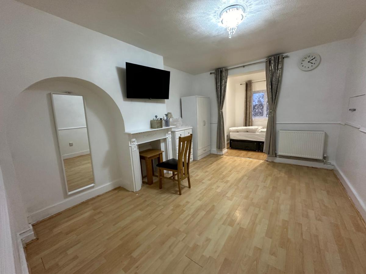Keedonwood Road Bromley, Rooms With Free Wifi Zewnętrze zdjęcie